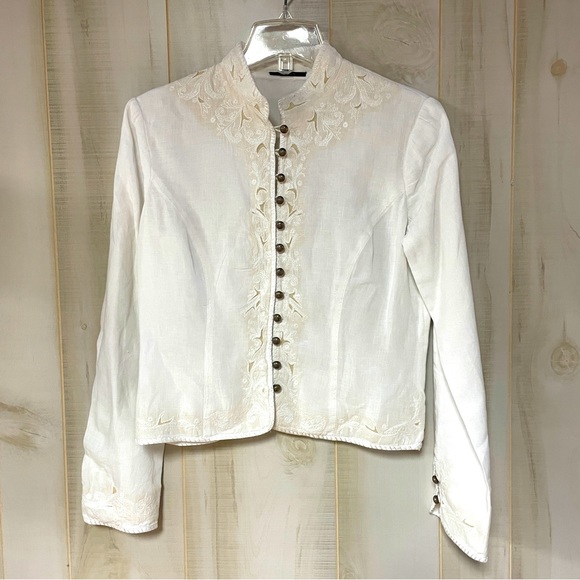 Elie Tahari Tops - Elie Tahari White Linen Embroidered Overlay Button Blouse Fitted Sz M